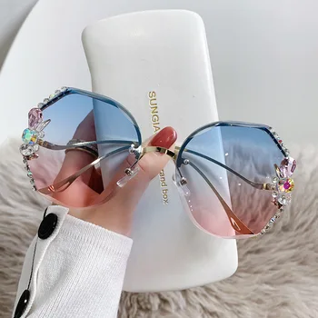 2022 Извънгабаритни Vintage Слънчеви Очила Дамски 2022 Модни Слънчеви Очила Без Рамки С Кристали маркови нюанси на Люнета De Solei Femme